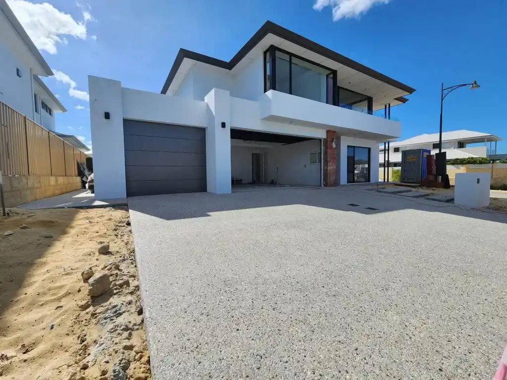 Concrete driveway installation